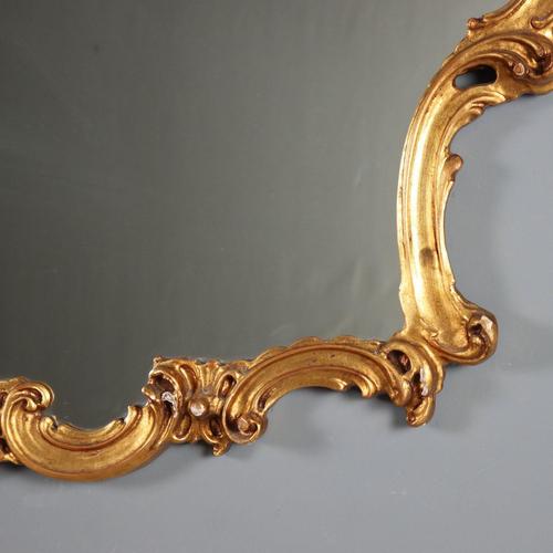 Wood Baroque Style Mirror in Carved and Gilded Wood For Sale - Image 7 of 11