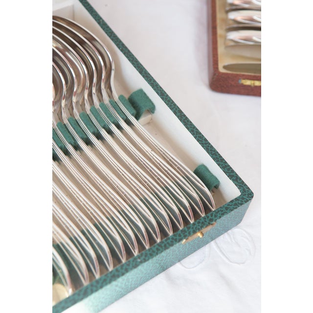 1940s French Cutlery Set for 12 Silver-Plated Metal in a Case from Henri Emil Brille, 1940s, Set of 49 For Sale - Image 5 of 13