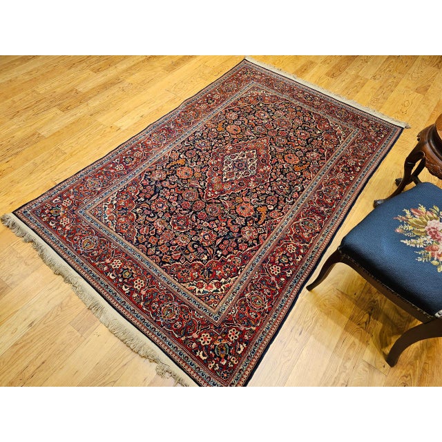 1900 - 1909 Vintage Persian Kashan Area Rug, Hand-Knotted Wool, Floral Pattern, Red & Navy, 5x7 For Sale - Image 5 of 17