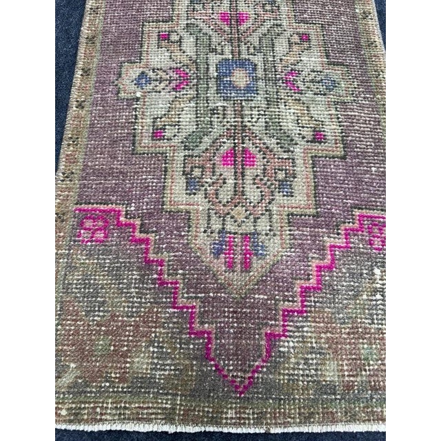 Contemporary Turkish Yastik Rug 1'7" x 2'9" For Sale - Image 3 of 5