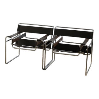 Attributed to Marcel Breuer Wassily Chairs in Brown Leather for Gavina, 1960s For Sale