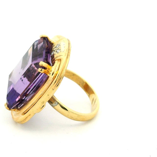 Italian 14k Gold Emerald-Cut Amethyst & Diamond Cocktail Ring, Circa 1980, Size 7.25 For Sale In Miami - Image 6 of 14