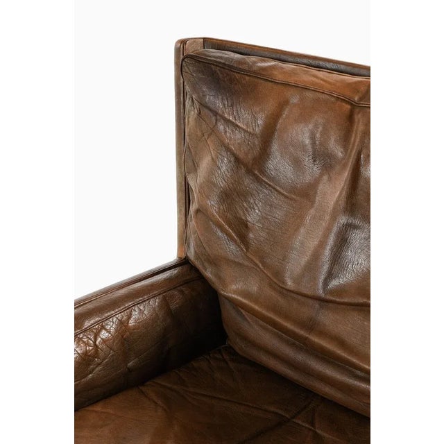 Brown Set of Lounge Chair and Stool in Rosewood and Brown Leather attributed to Illum Wikkelsø, 1960s For Sale - Image 8 of 11