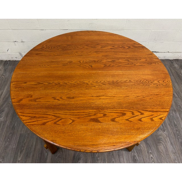 Arts & Crafts Vintage Richardson Brothers Co Solid Oak 54 Inch Round Dining Table For Sale - Image 3 of 18