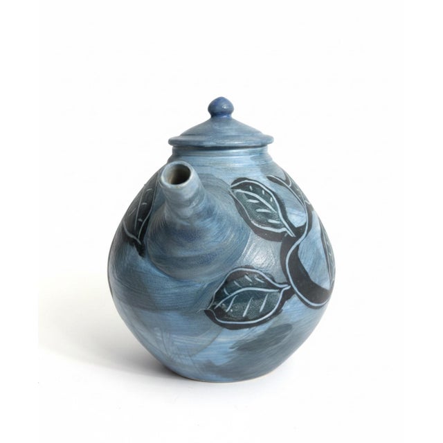 Signed Butterfield Studio Pottery Teapot 4 Cups Blue Green Sgraffito Set For Sale - Image 4 of 10