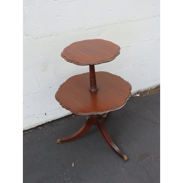 Traditional 1940s Mahogany 2 Tiers Side End Table 6645 For Sale - Image 3 of 8