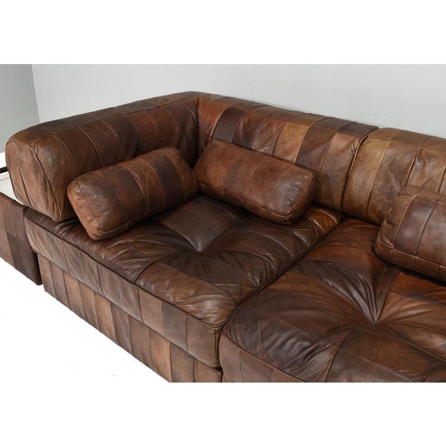 DS-88 Sectional Sofa in Cognac Brown Leather from De Sede, Switzerland, 1970s, Set of 19 For Sale - Image 13 of 18