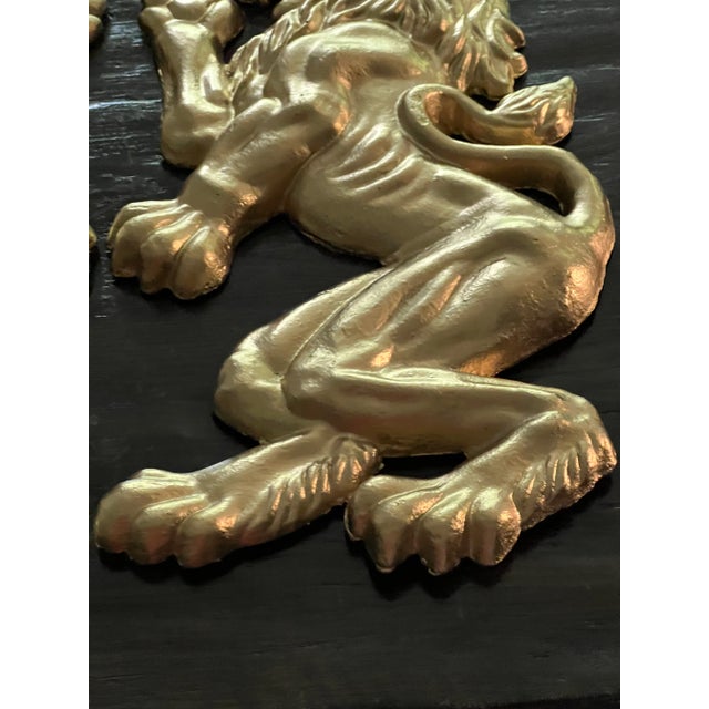 Vintage Gold English Fighting Wall Lions a Pair For Sale - Image 4 of 10