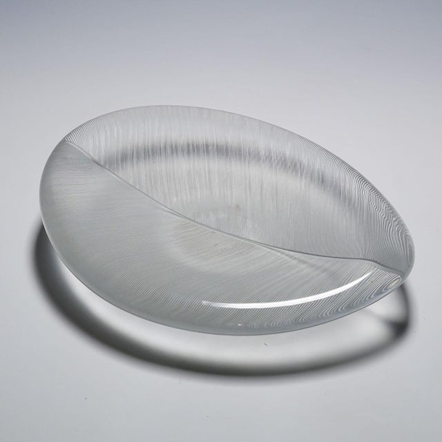 Tapio Wirkkala Large Vintage Art Glass Bowl by Tapio Wirkkala for Iittala 1950s For Sale - Image 4 of 8