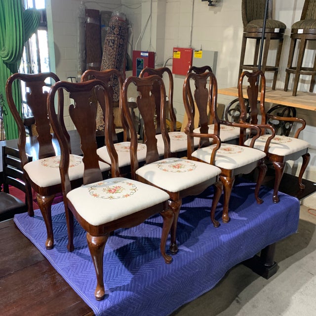 1980s Thomasville Furniture Queen Anne Dining Chair Set of 8 Chairish