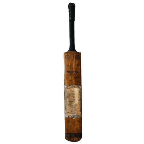 Vintage Cricket Bat Wisden Grip with Gold Seal, 1930s For Sale - Image 13 of 13