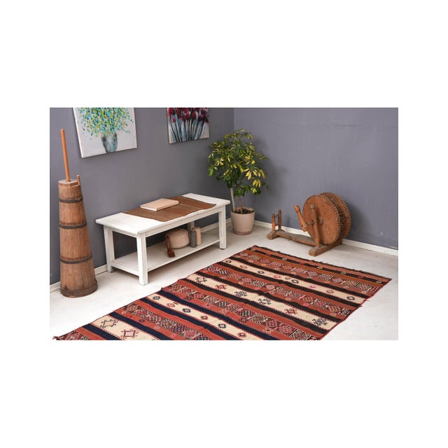 Vintage Embroidered Decorative Kilim Rug - 4`8″ X 7`9″ For Sale In Los Angeles - Image 6 of 6