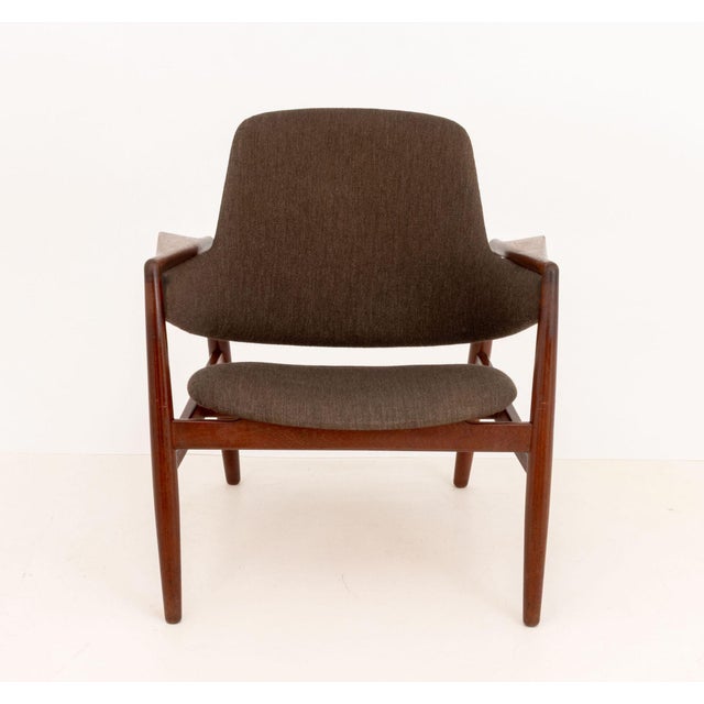 Mid-Century Modern Ib Kofod-Larsen Style Teak Armchair For Sale - Image 3 of 10