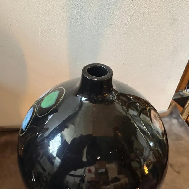 1960s Gio Ponti Style Mid-Century Modern Hand Painted Ceramic Vase For Sale - Image 6 of 11