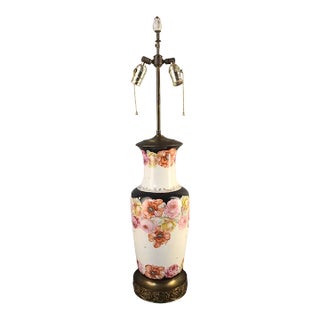 Early 20th Century Austrian Hand Painted Romantic Roses Fine Porcelain Banquet Table Lamp Beehive Mark For Sale