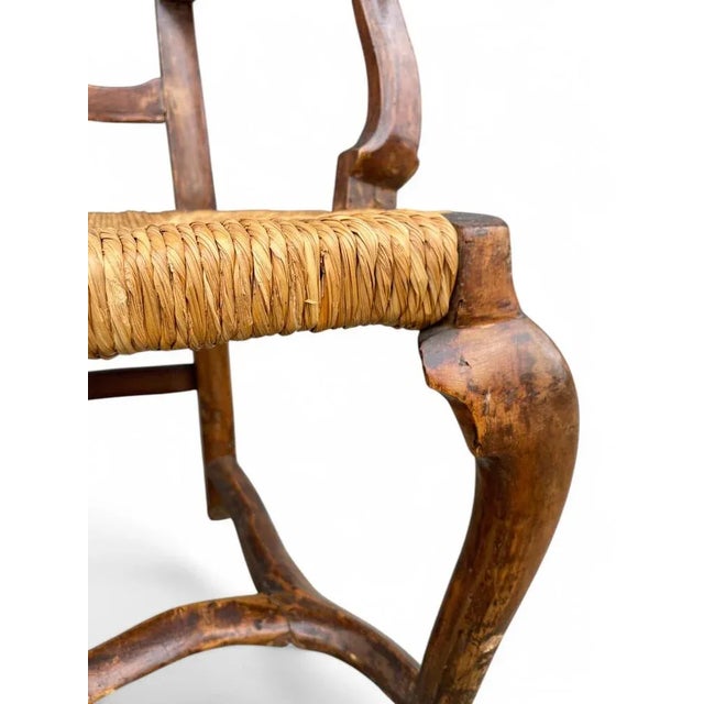 Louis XV Venetian Armchair in Walnut For Sale - Image 5 of 18