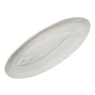 Late 20th Century Italian White Ceramic Relief Fish Serving Platter For Sale