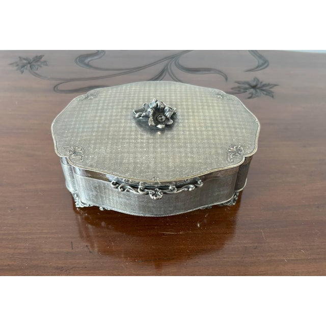 A refined solid silver jewel box of German manufacture from the Jugendstil (Art Nouveau) period, dating back to the early...