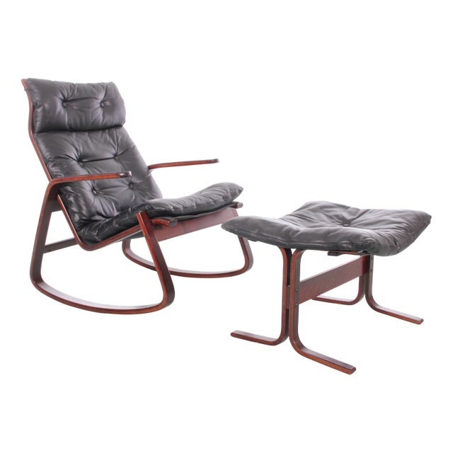 Set of Scandinavian Rocking Chair with Ottoman by Ingmar Relling for Westnofa, 1965 For Sale