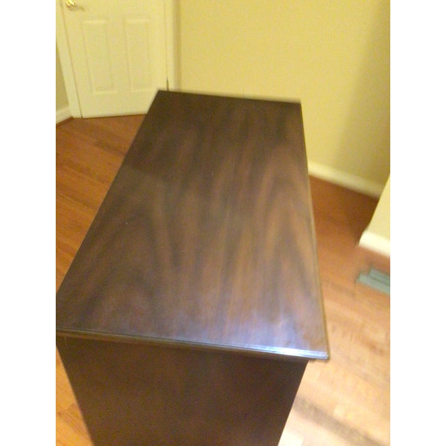 Kittinger Kittinger Williamsburg Mahogany Chest of Drawers For Sale - Image 4 of 12
