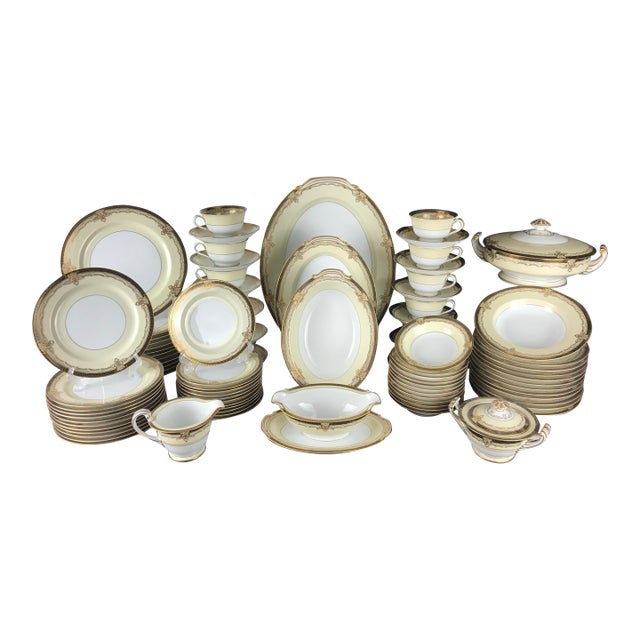 Mid 20th Century Noritake Valiere #4981 Dinnerware, Made in Occupied Japan, Service for 12- 91 Pieces For Sale