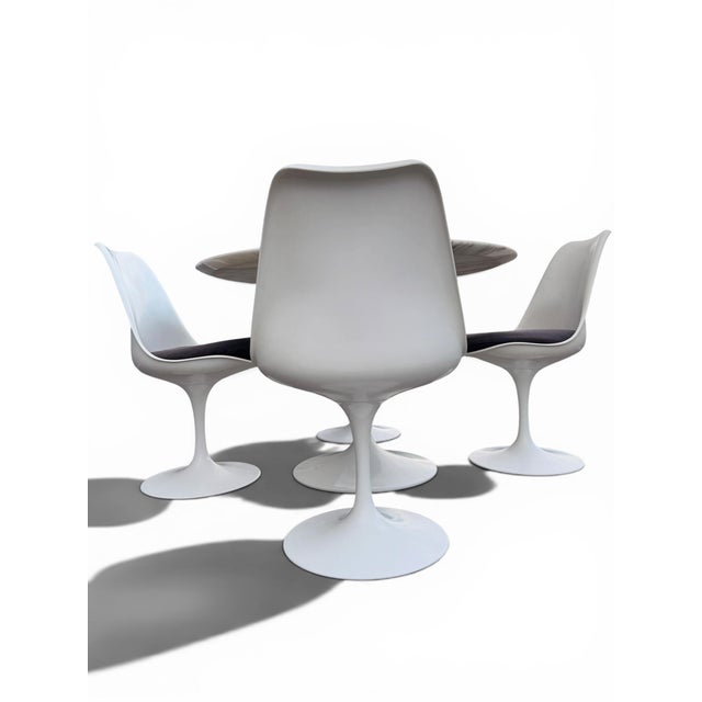 Tulip Dining Set by Eero Saarinen for Knoll International, 1973, Set of 5 For Sale - Image 13 of 18