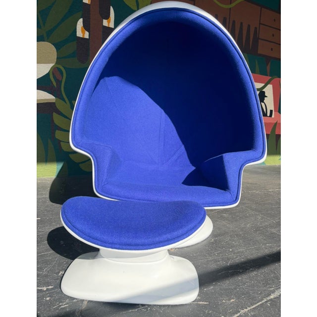 Mid Century Modern Alpha Egg Chair & Otto For Sale - Image 4 of 13