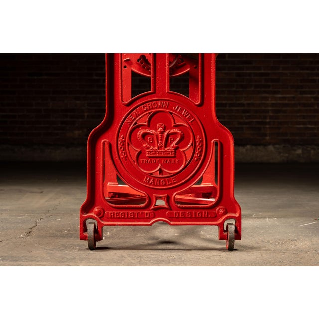 Vintage Industrial Cast Iron Laundry Wringer by H. P. Roberts For Sale In Chicago - Image 6 of 10