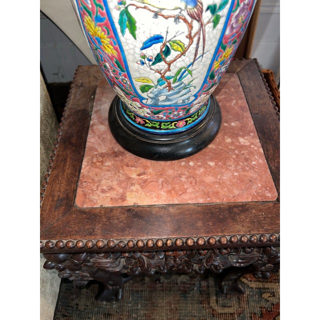 Mid 20th Century Chinese Porcelain Chinoiserie Vase Table Lamp - Set of 2 For Sale - Image 4 of 11