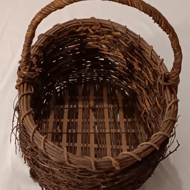 Mid 20th Century Vintage Hand Woven Wicker Bird's Nest Twigs Oval Basket For Sale - Image 10 of 10