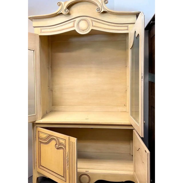 1970s 1970s Large Scale French Provincial Painted Cabinet / Hutch by Baker Furniture For Sale - Image 5 of 7