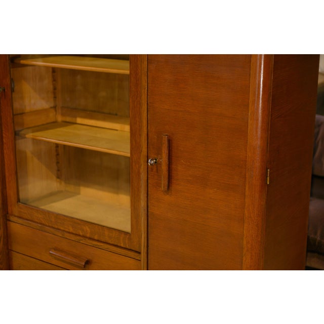 Brown Vintage Oak Display Cabinet, 1940s For Sale - Image 8 of 10