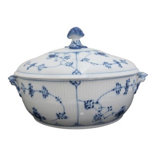 Royal Copenhagen 214 Denmark Plain Blue Fluted 12" Soup Serving Tureen With Lid For Sale