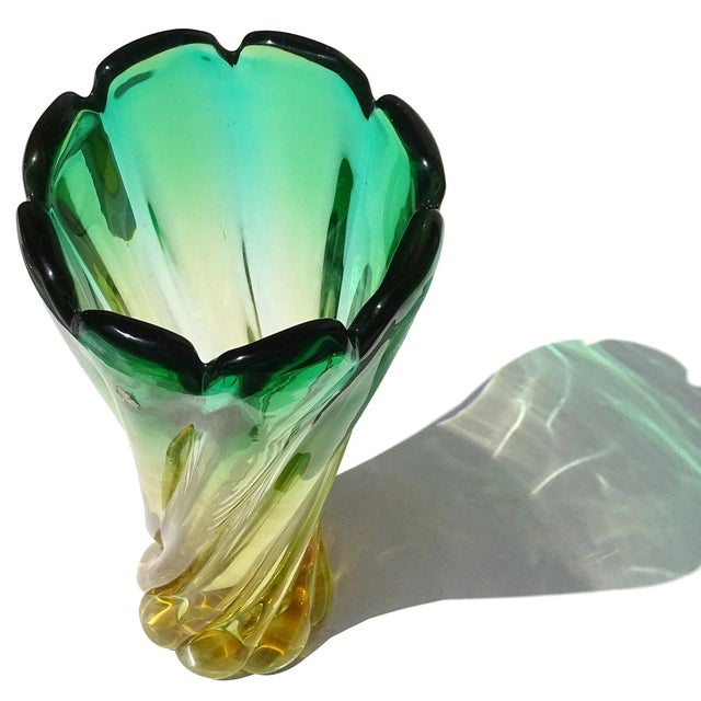 工芸品 Murano Glass Vase (Green & Yellow) 工芸品 Murano Glass Vase (Green & Yellow) Mid-Century