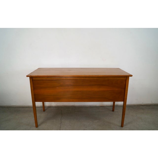 Wood 1950’s Mid-Century Modern Walnut 5-Drawer Desk For Sale - Image 7 of 12