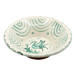 Spanish Fajalauza Ceramic Lebrillo With Emerald Green Avian Motif For Sale
