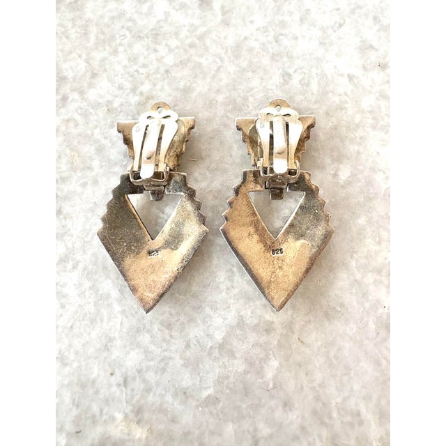 Early 20th Century Vintage Art Deco Sterling Silver Marcasite Chevron Gatsby Hoop Earrings Door Knocker Clip On, A Pair For Sale - Image 5 of 5