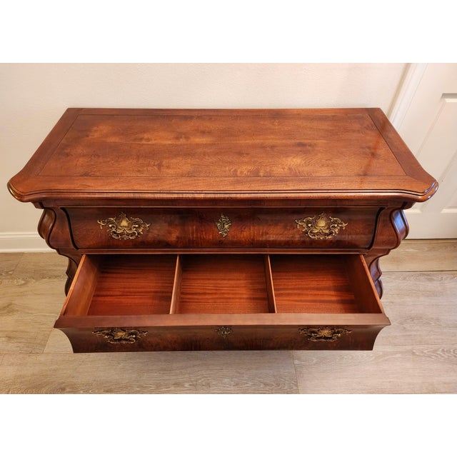Vintage Henredon Louis XV Style Burled Bombe Chest/Dresser For Sale - Image 11 of 14