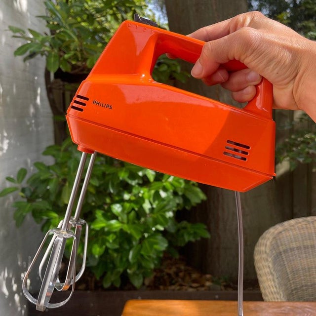 Orange Electric Hand Mixer from Philips, 1970s For Sale - Image 12 of 12