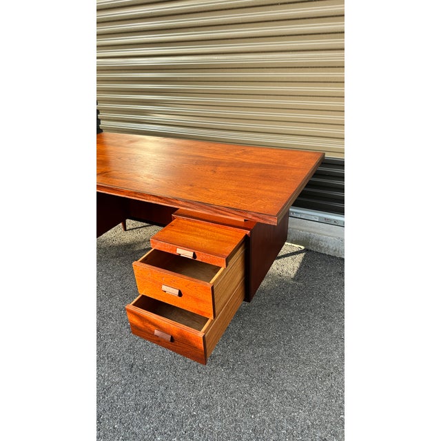 Executive Desk W/ Floating Top For Sale - Image 6 of 8