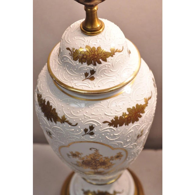 Vintage French Louis XV White Porcelain Ginger Jar Gold Flower Table Lamps Pair For Sale - Image 10 of 16