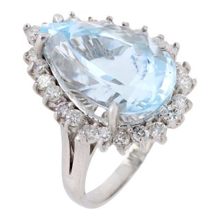 Vintage 6.00 Carat Pear Shape Aquamarine 18k White Gold Ring, Size 6.75 For Sale