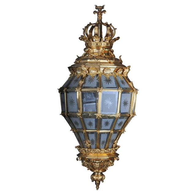 French Fire Gilt Bronze Lantern Hanging Light in Versailles Shape For Sale