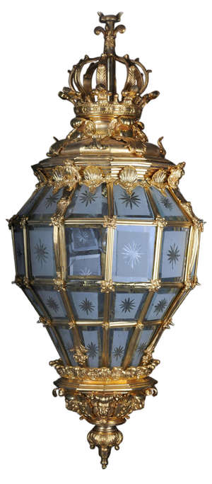 French Fire Gilt Bronze Lantern Hanging Light in Versailles Shape