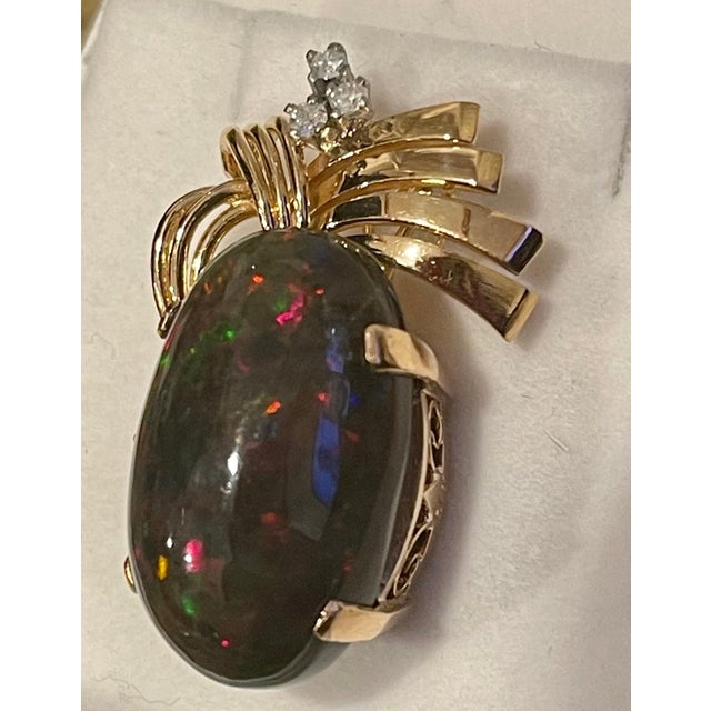 30 Carat Oval Ethiopian Black Opal Pendant 18 Karat Yellow Gold For Sale - Image 4 of 8