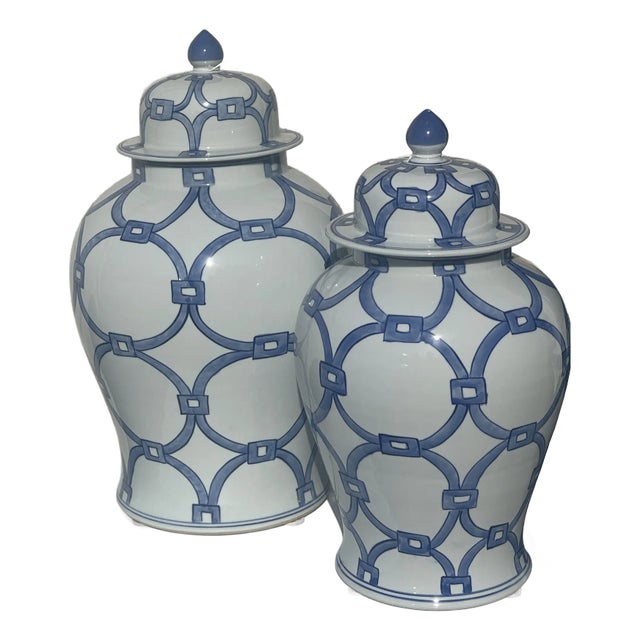 Pair of Blue & White Ginger Jars For Sale