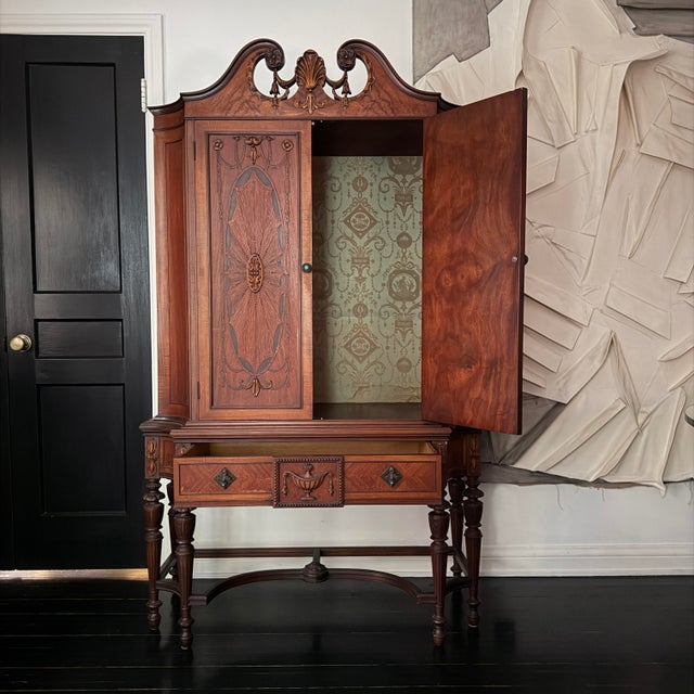 Peck & Hills Early 20th Century American Peck Hills Mahogany Cabinet For Sale - Image 4 of 18