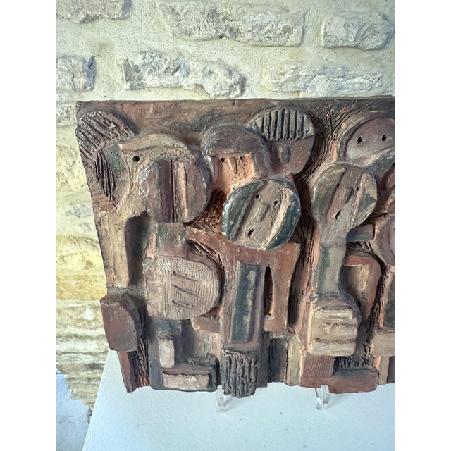 Brown Odile Devauchelle, Anthropomorphic bas-relief, 1960s, Ceramic For Sale - Image 8 of 16
