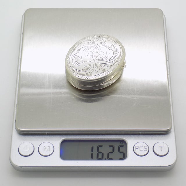 Silver Vintage Italian Handmade Silver Chiseled Oval Box, 1970s For Sale - Image 8 of 11