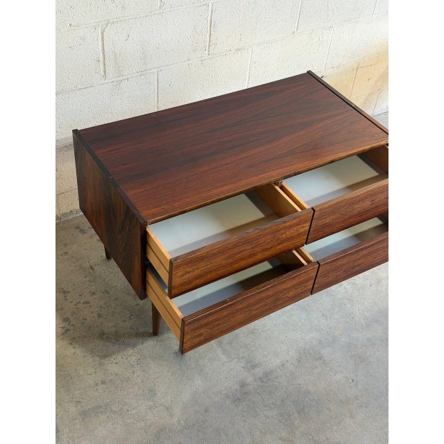 Vintage Danish Modern Rosewood 4 Drawer Dresser Chest Mid Century Scandinavian Cabinet For Sale - Image 9 of 10